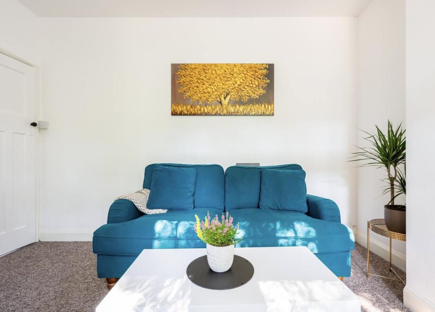 Beautiful 1-bed With Garden In Apartment London