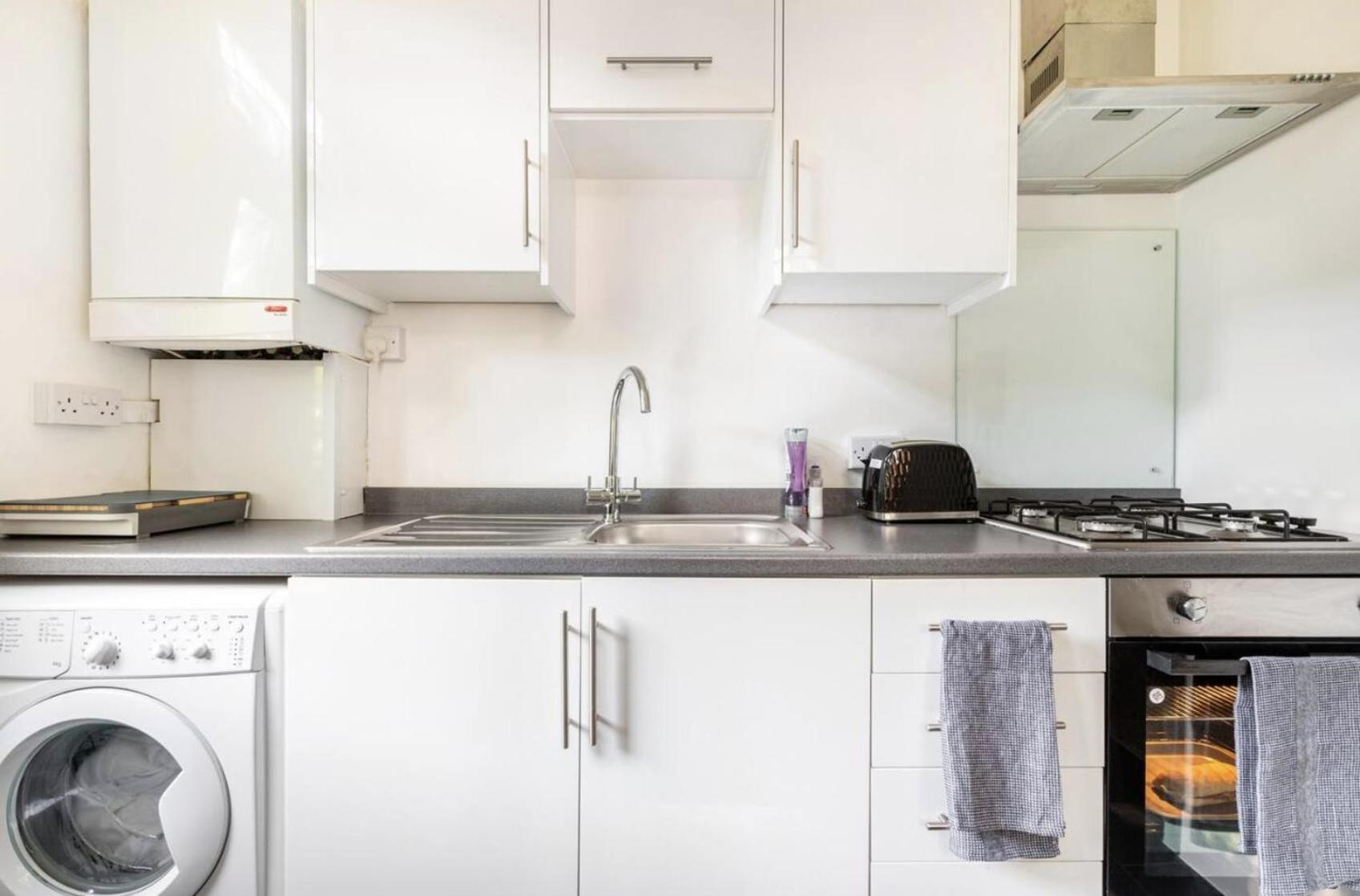 Beautiful 1-bed With Garden In * London